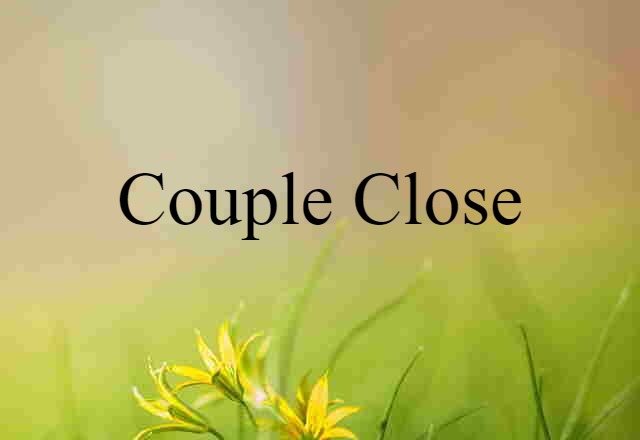 couple-close